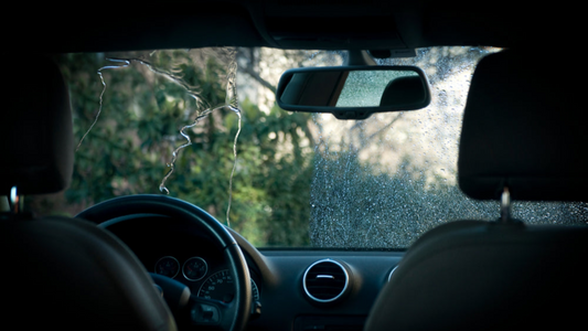 Scheibenversiegelung Auto: Lohnt sich das? Vorteile, Anleitung & Test